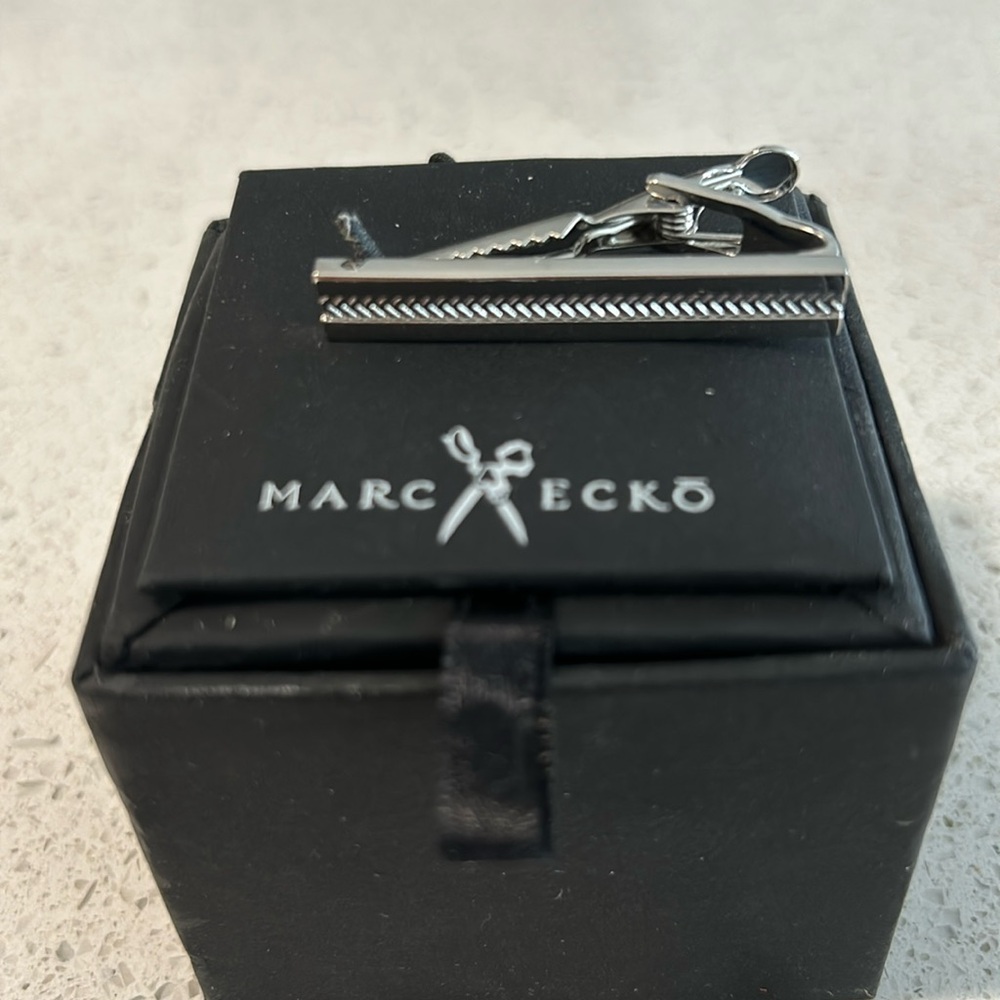 Marc Ecko tie clip
